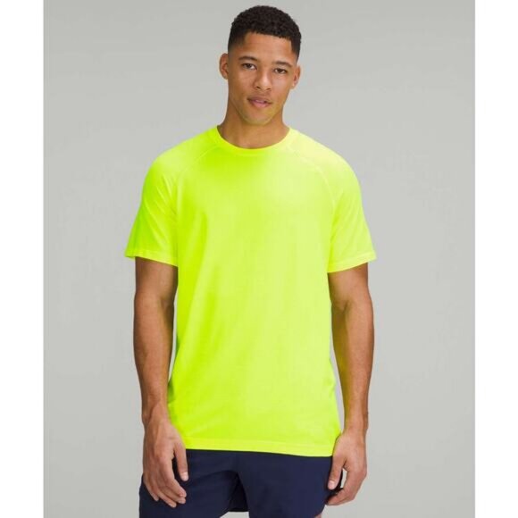 LULULEMON Metal Vent Tech Short-Sleeve Shirt Size Small Highlight Yellow - Picture 2 of 8